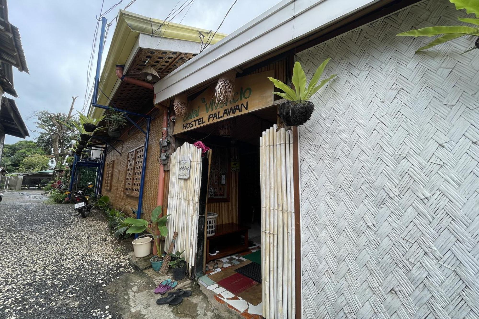 Balai Vivencio Hostel Puerto Princesa Екстер'єр фото