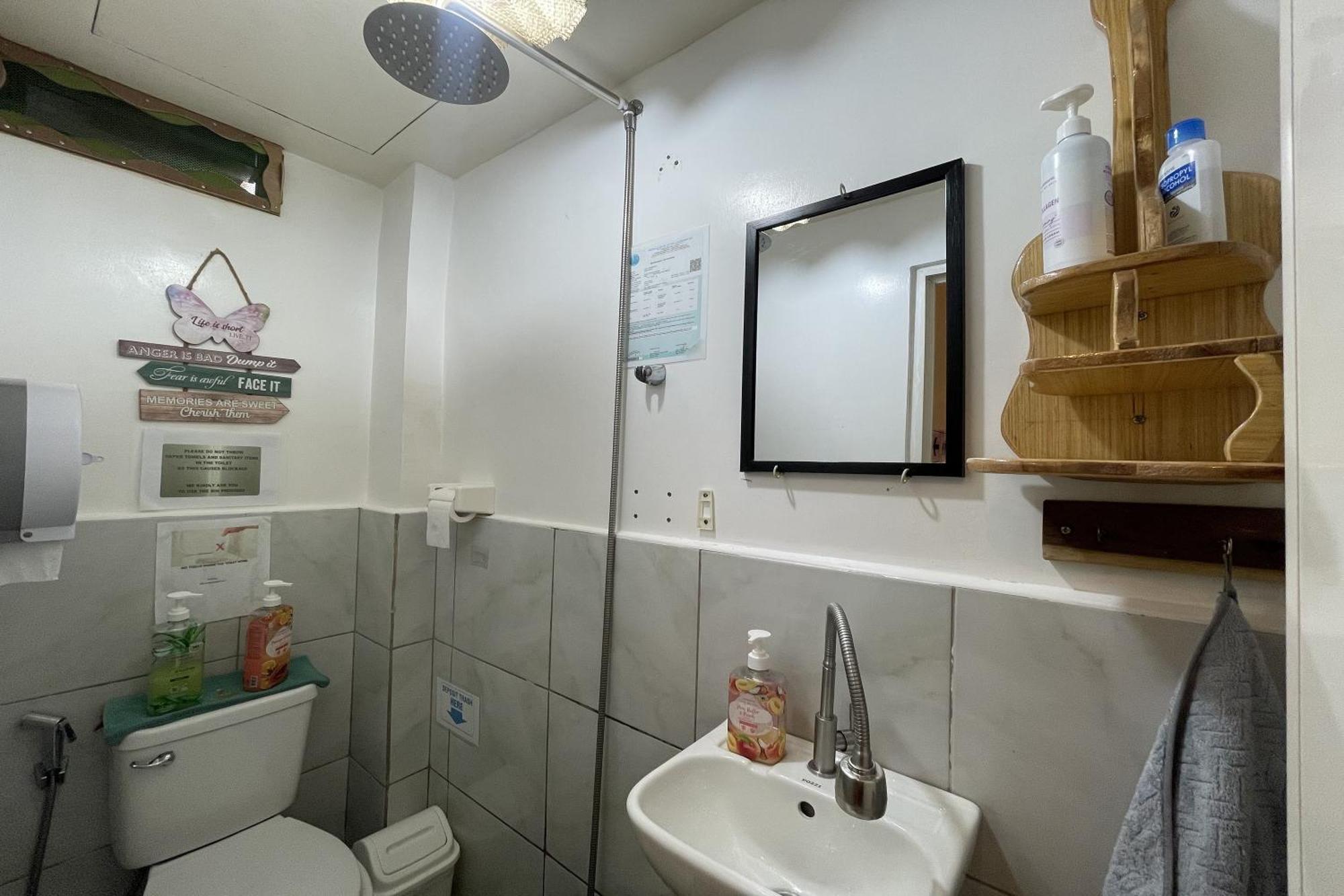 Balai Vivencio Hostel Puerto Princesa Екстер'єр фото
