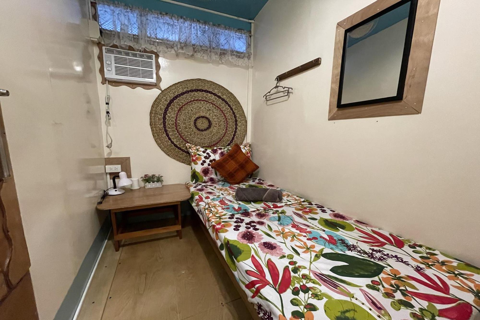 Balai Vivencio Hostel Puerto Princesa Екстер'єр фото