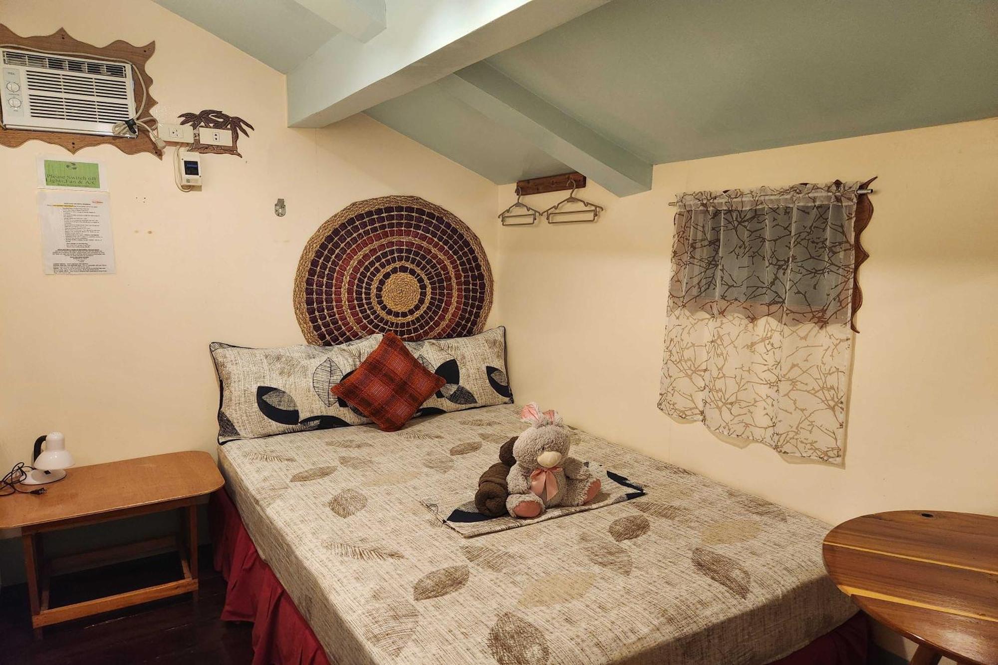 Balai Vivencio Hostel Puerto Princesa Екстер'єр фото