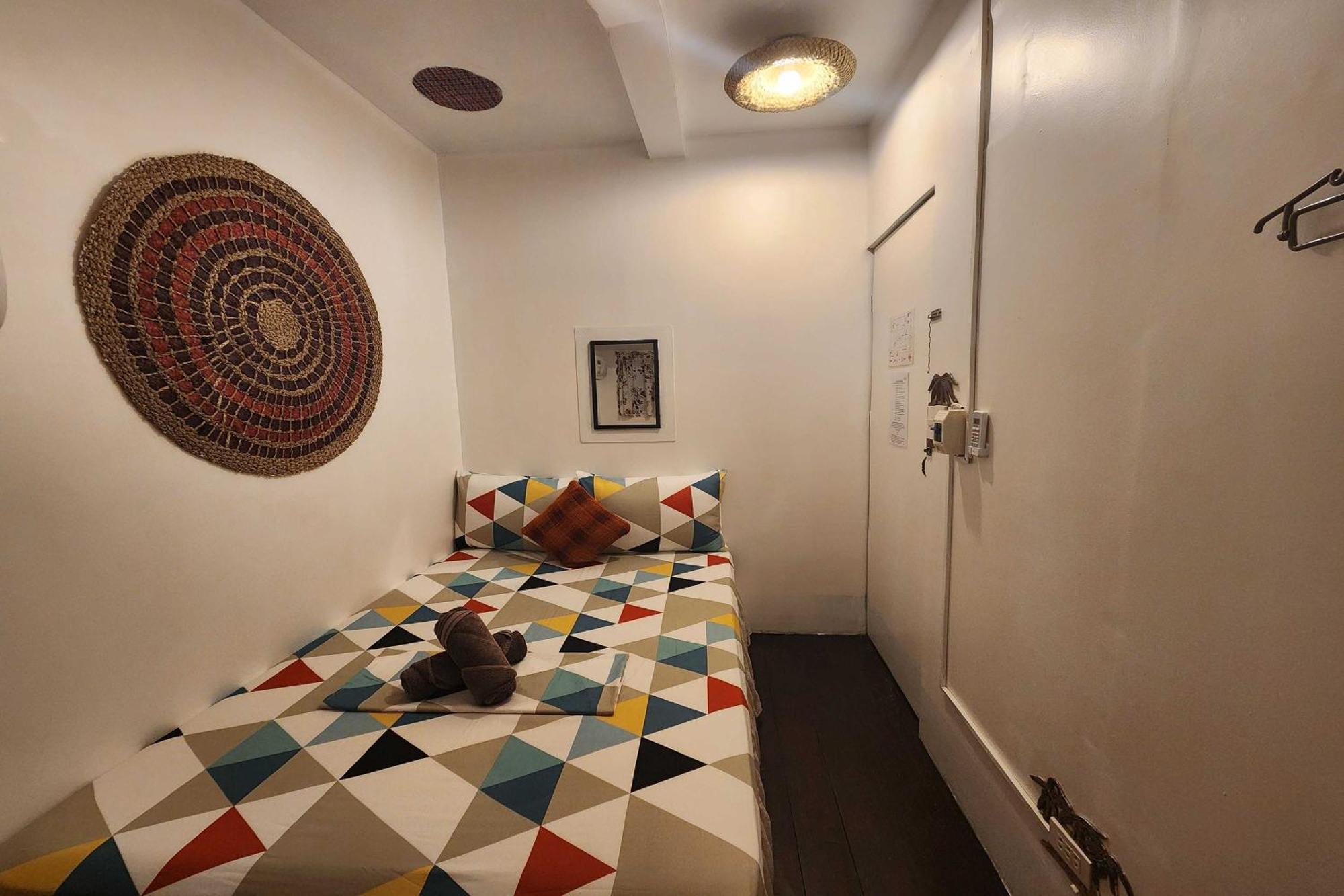 Balai Vivencio Hostel Puerto Princesa Екстер'єр фото