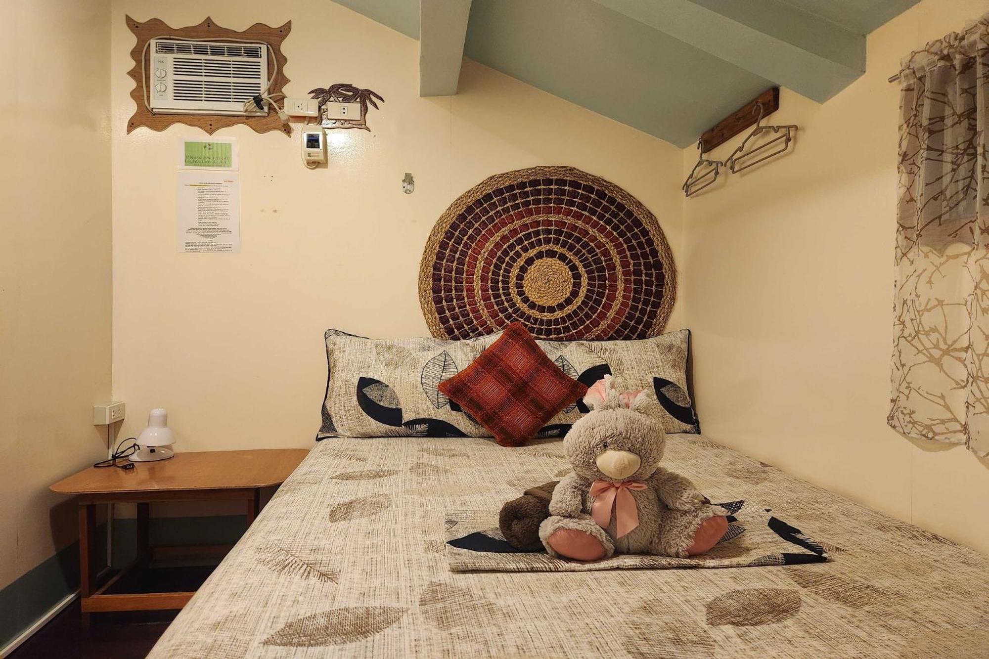 Balai Vivencio Hostel Puerto Princesa Екстер'єр фото