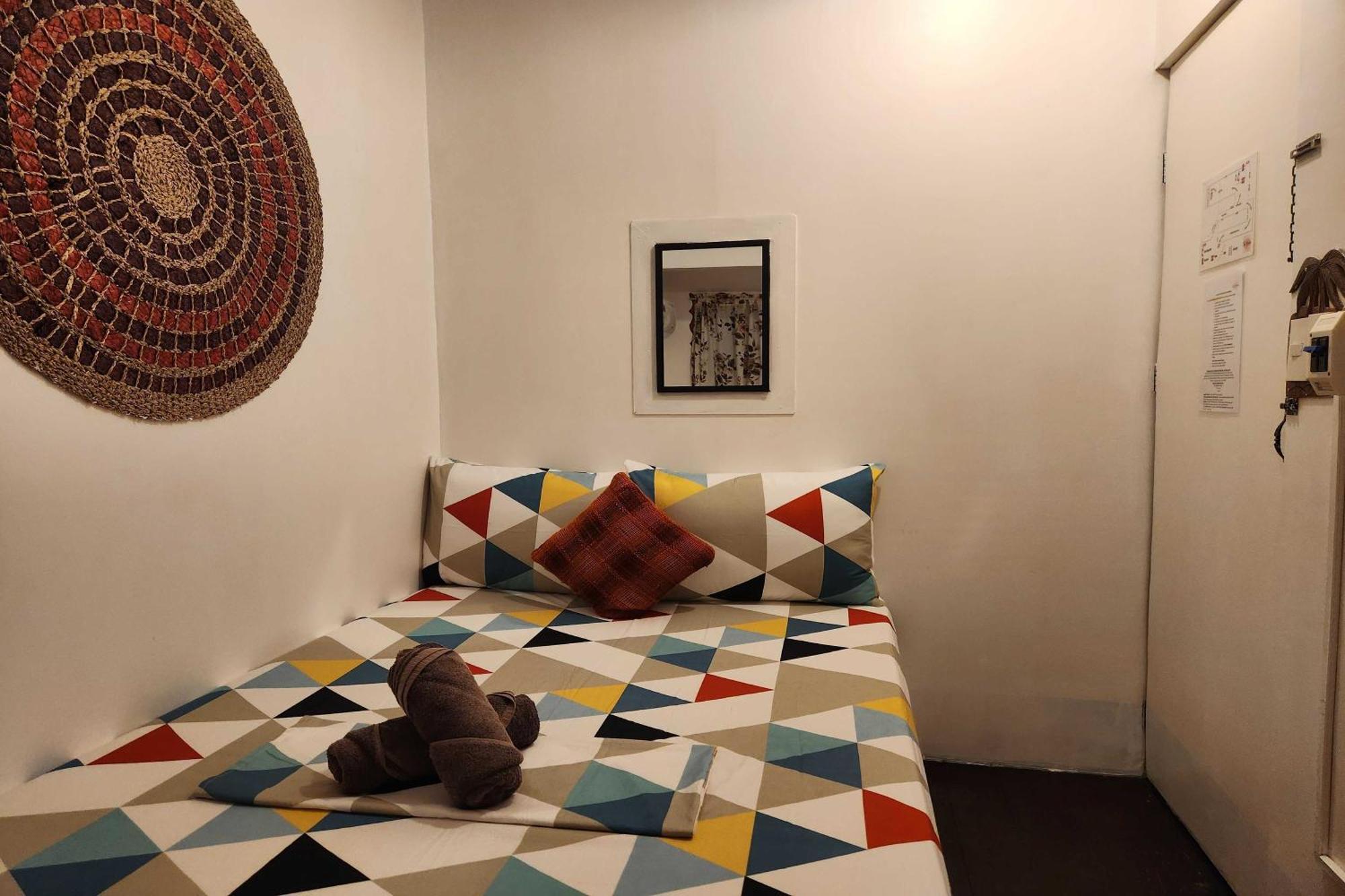Balai Vivencio Hostel Puerto Princesa Екстер'єр фото