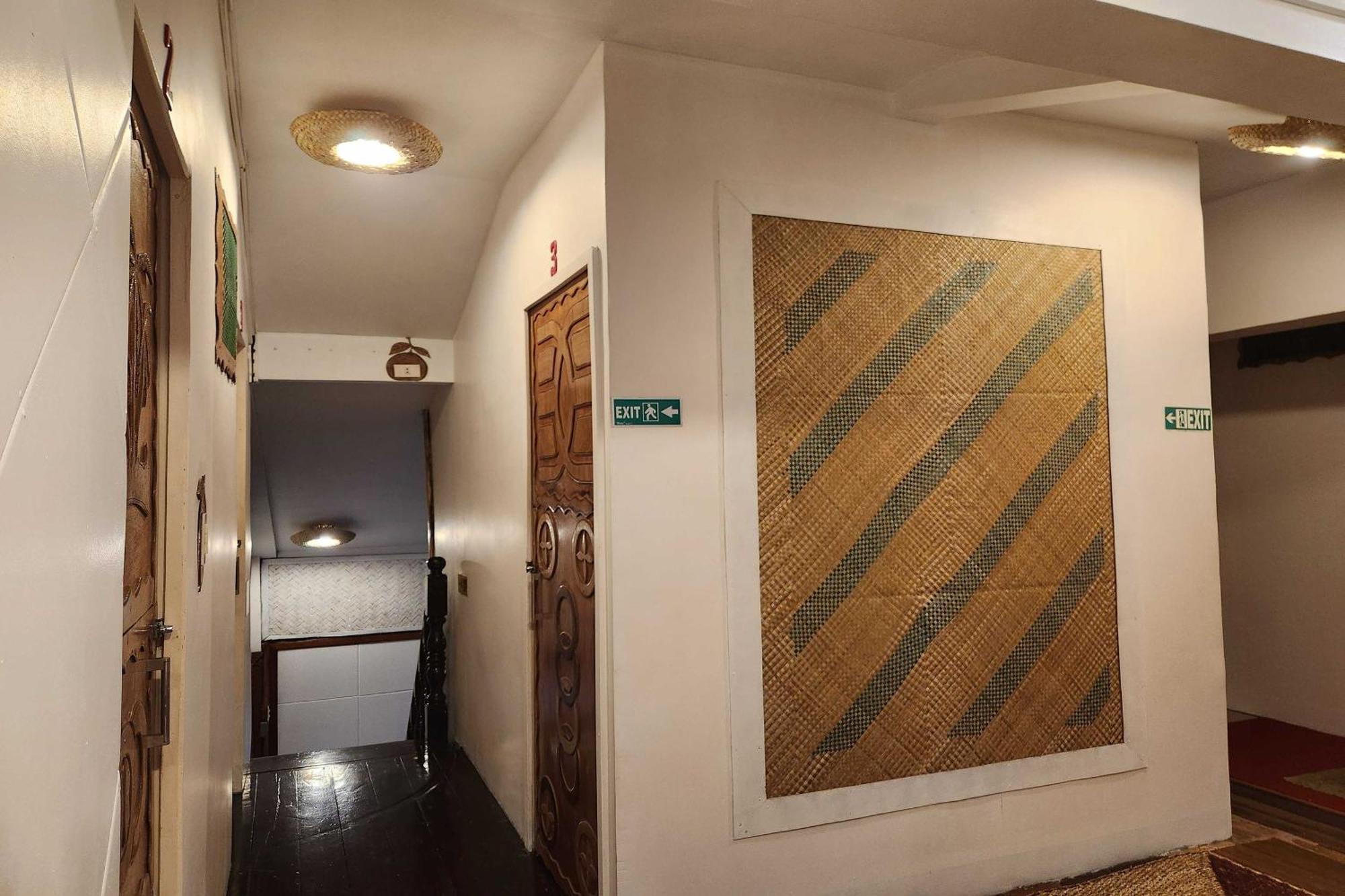Balai Vivencio Hostel Puerto Princesa Екстер'єр фото